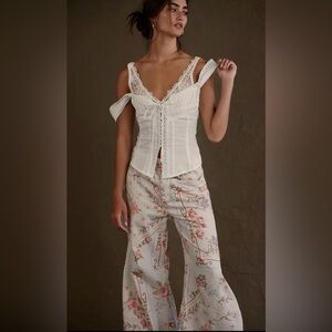 $198! Sold Out FP  We The Free Eden Printed High Slouchy Flare Jeans SZ 25